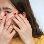 မျက်စိနာတာက ကြည့်ရုံနဲ့ ကူးမှာလား!