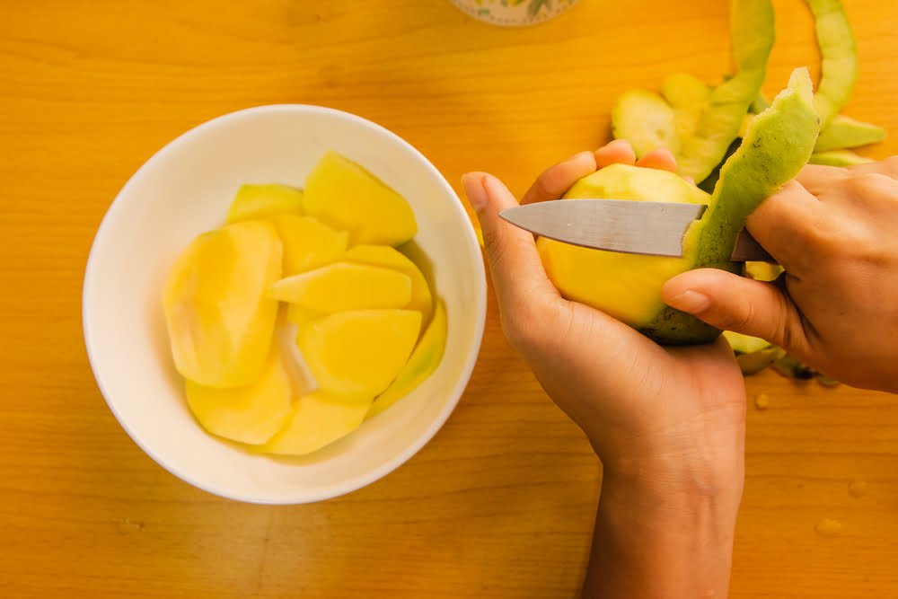 Should You Eat Mango Peels
