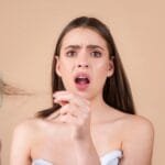 စိတ်ဖိစီးမှု များရင် ဆံပင်ကျွတ်မှာလား! စိတ်ညစ်ရင် တကယ်ပဲ ဆံပင်တွေကျဲပါးကုန်မလားဆိုတာလေးကို ဖတ်ကြည့်လိုက်နော်.