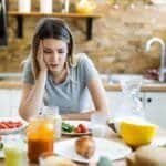 ရာသီလာချိန်မှာ အစားစားချင်စိတ်မရှိတာက ပုံမှန်ပဲလား!