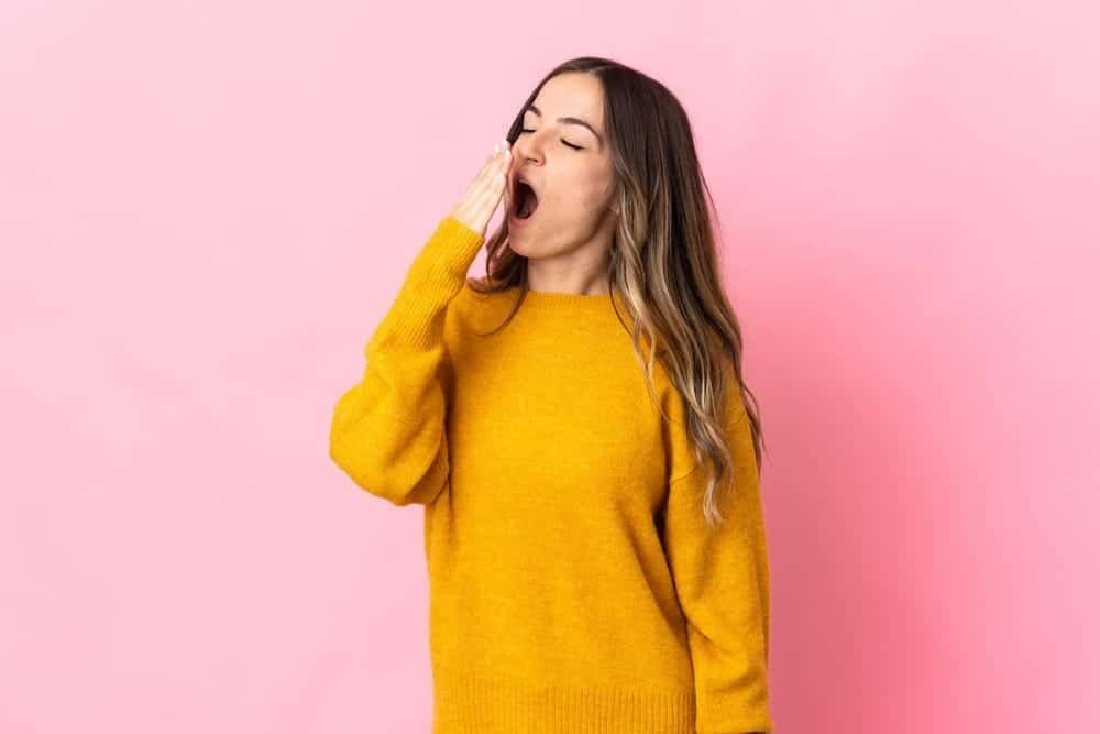 အမြဲလိုလို အိပ်ငိုက်နေရတာ ဘာကြောင့်များလဲ!