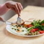 နို့တိုက်မိခင်တို့အတွက် အာဟာရပြည့်ဝစေမယ့် ပန်းကန်တစ်ချပ်