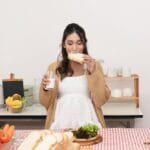 ဘေဘီလေးတွေက ဗိုက်ထဲမှာကတည်းက အရသာခံတတ်ကြပါသလား!